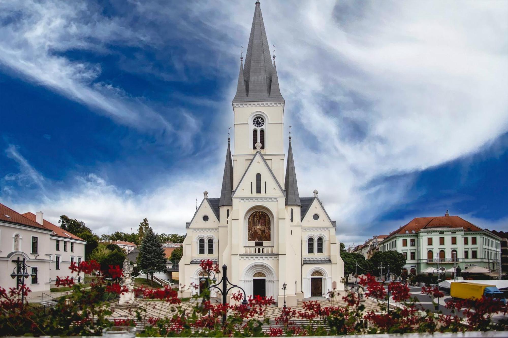 Hotel Kapos Kaposvár Zewnętrze zdjęcie