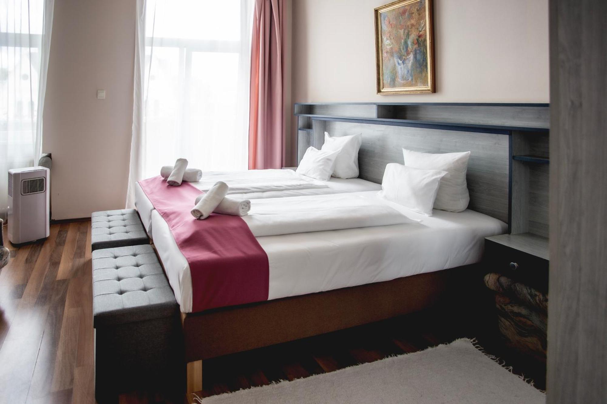 Hotel Kapos Kaposvár Zewnętrze zdjęcie