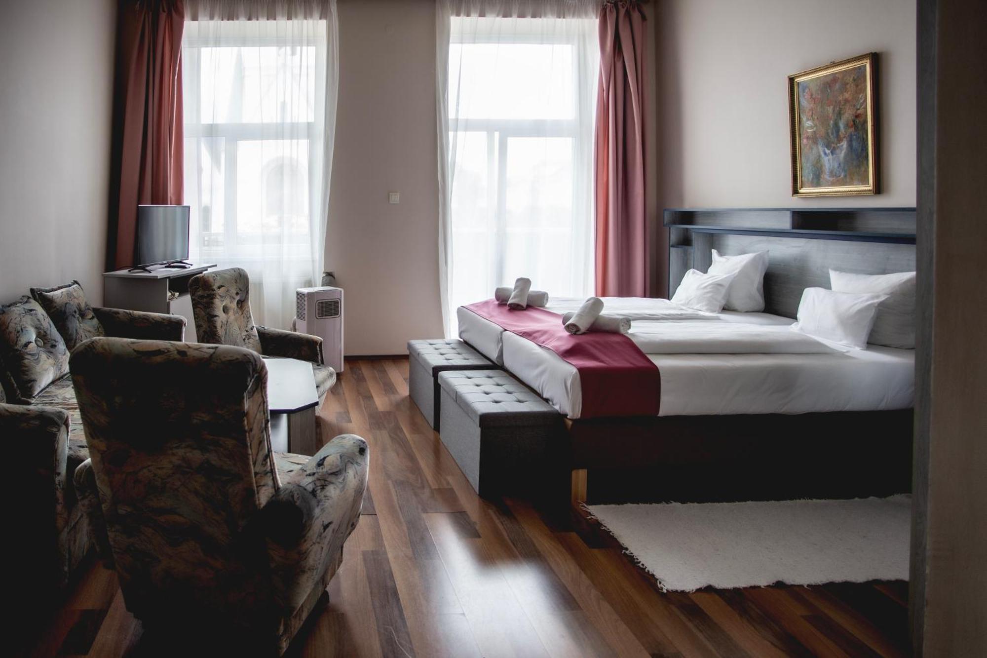 Hotel Kapos Kaposvár Zewnętrze zdjęcie